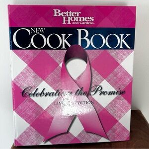 Better Homes and Gardens Cookbook Limited Edition Pink Breast Cancer Ring Binder